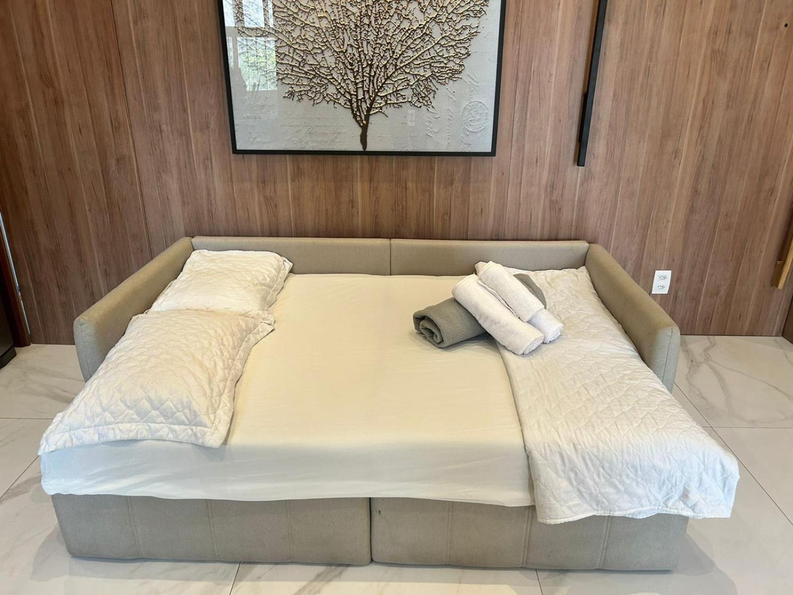 Apartamento Luxo Requinte 30 Mts Da Da Barra Posto 8