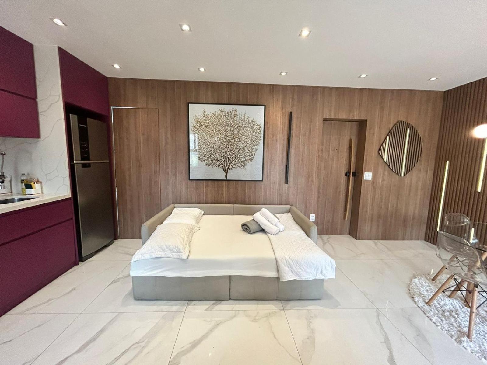 Apartamento Luxo Requinte 30 Mts Da Da Barra Posto 8 *